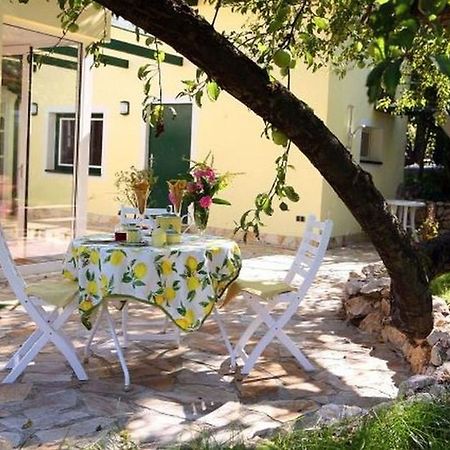 Romantic Cottage Pitten Esterno foto