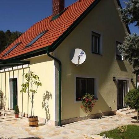 Romantic Cottage Pitten Esterno foto